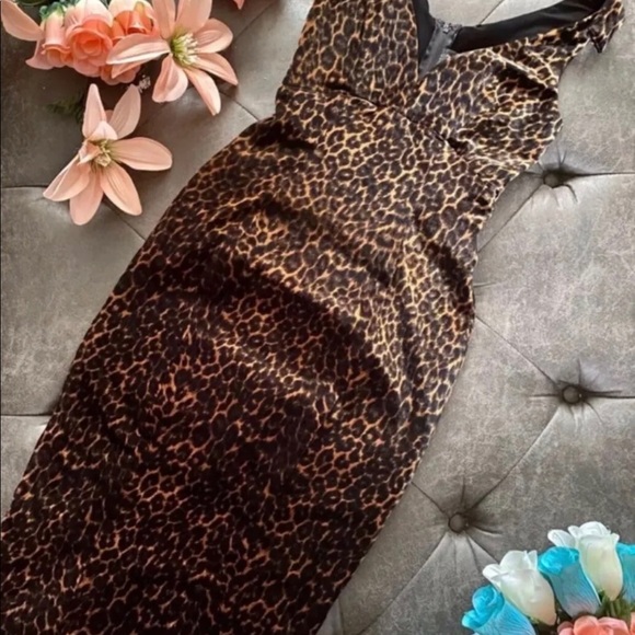 Laura Byrnes leopard “Gilda” dress - Picture 2 of 3